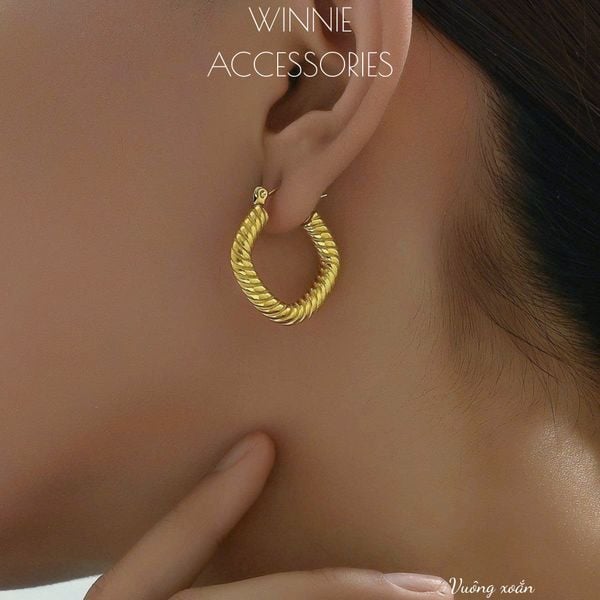  Hoa tai Titan Vuông Xoắn 