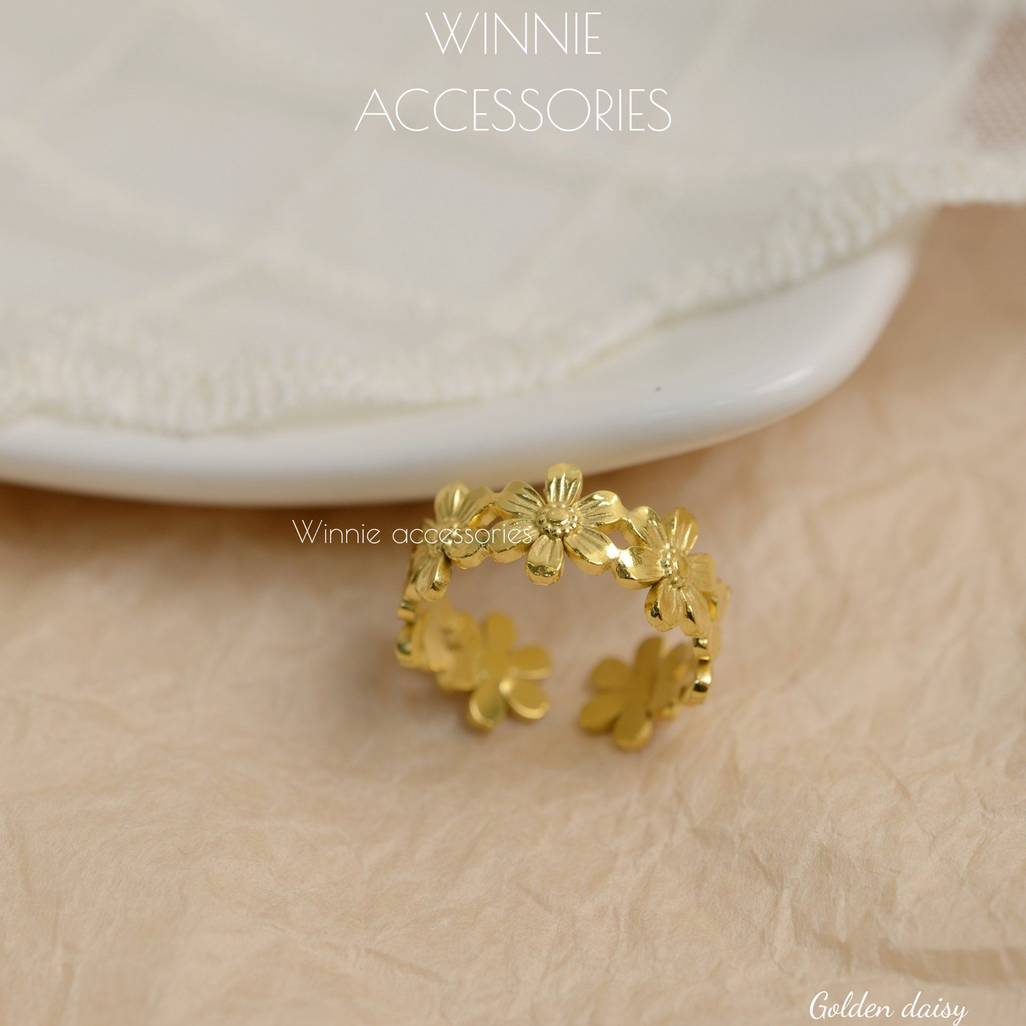  Nhẫn Titan Golden Daisy 