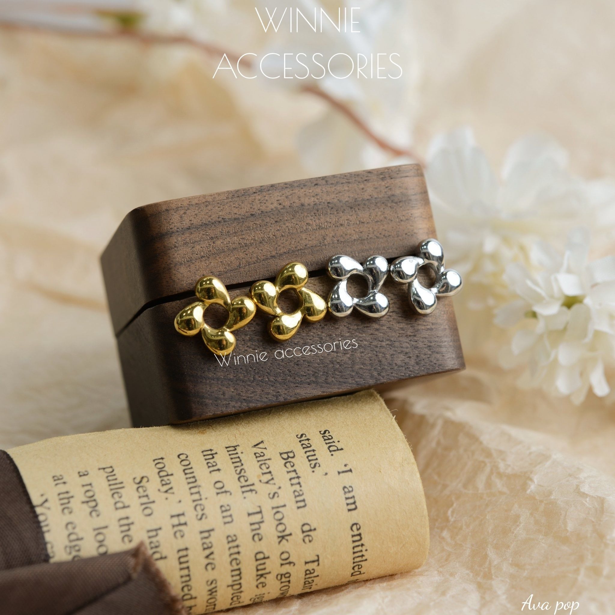  Hoa tai Titan Ava Pop 