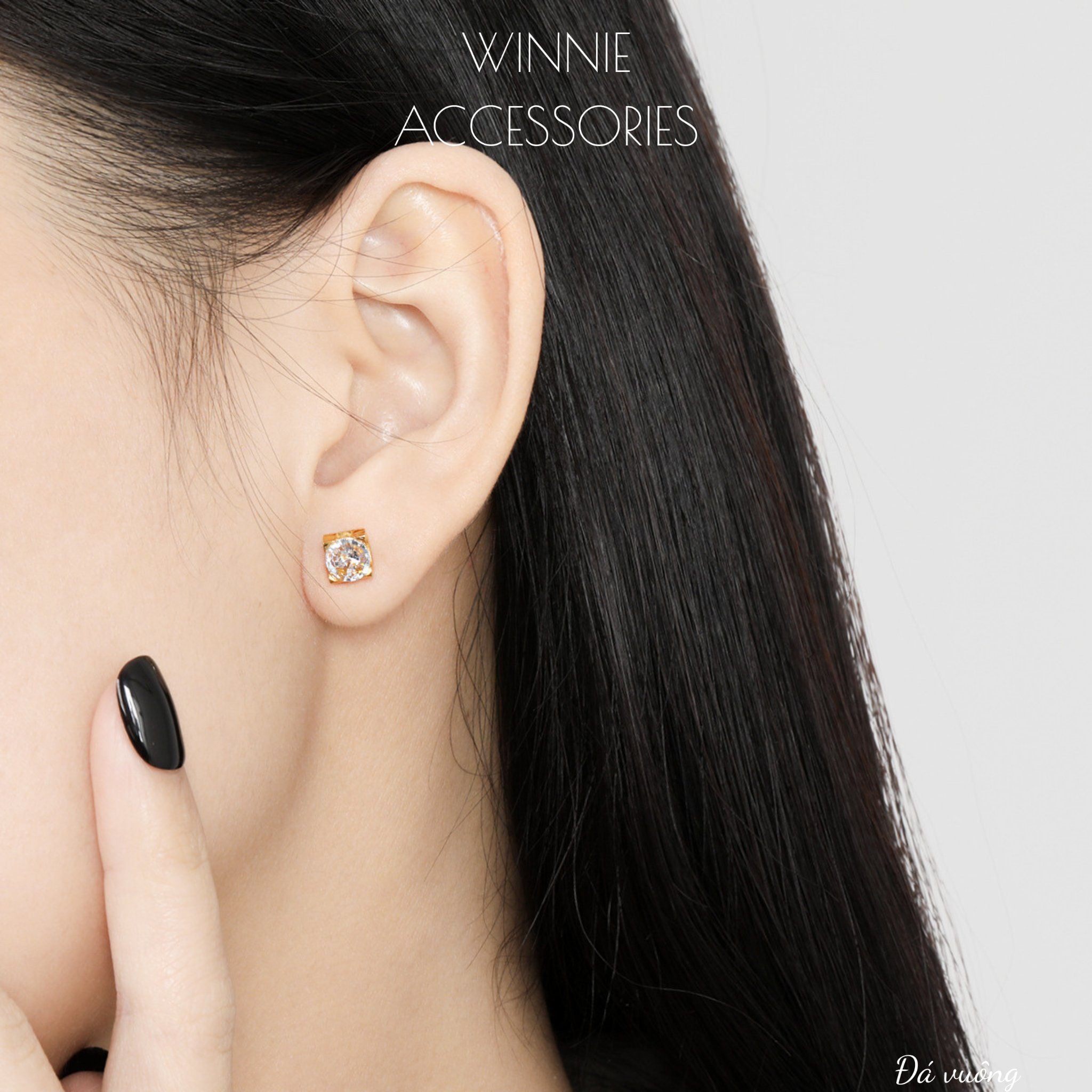  Hoa tai Titan Bi Đá Vuông 