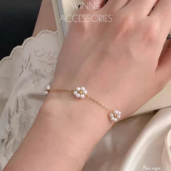  Lắc tay Titan Hoa Ngọc 