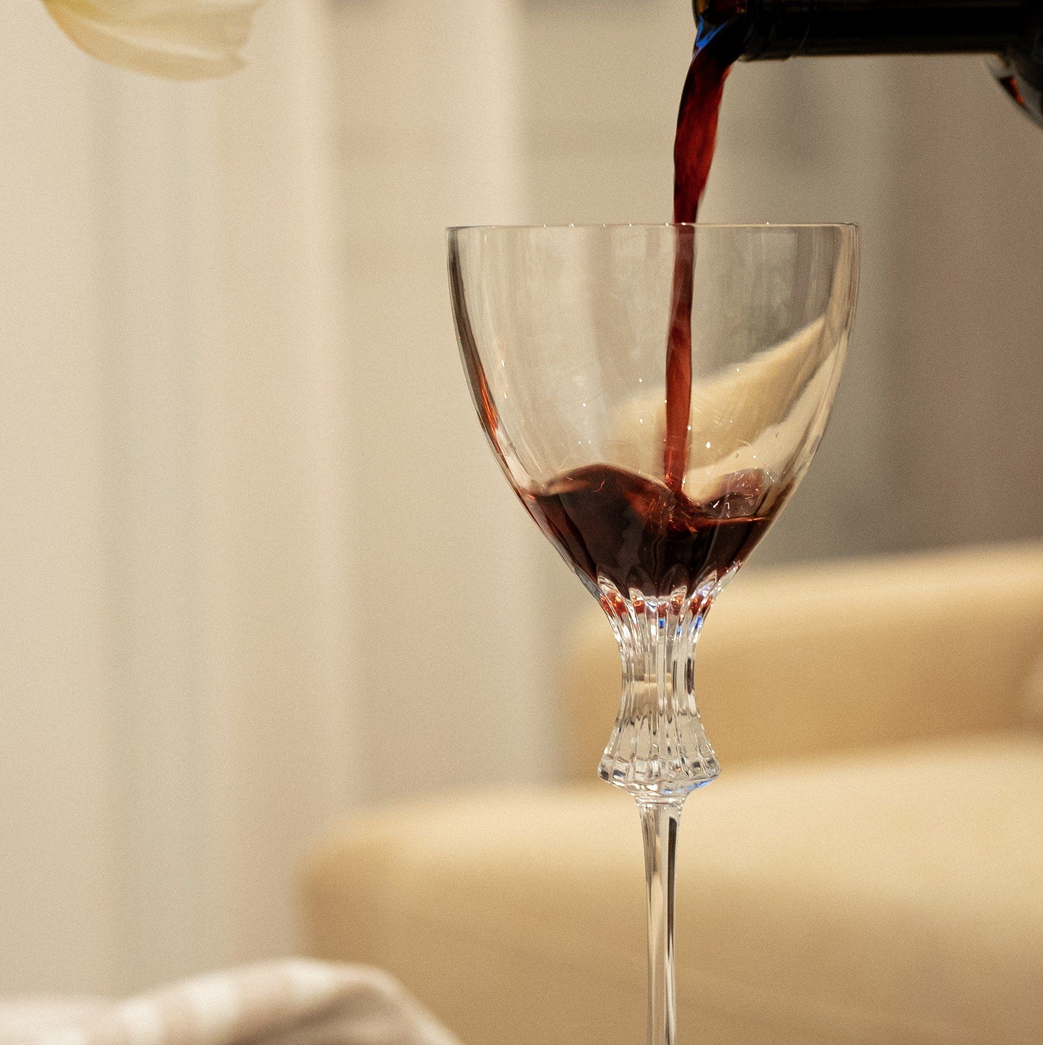 Set 2 Ly Goblet Omega