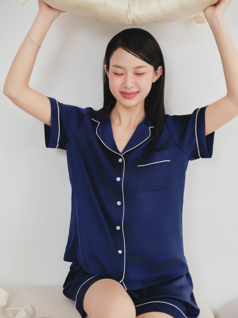 Pijama ngắn lụa trơn phom mới Navy Silk Py Set