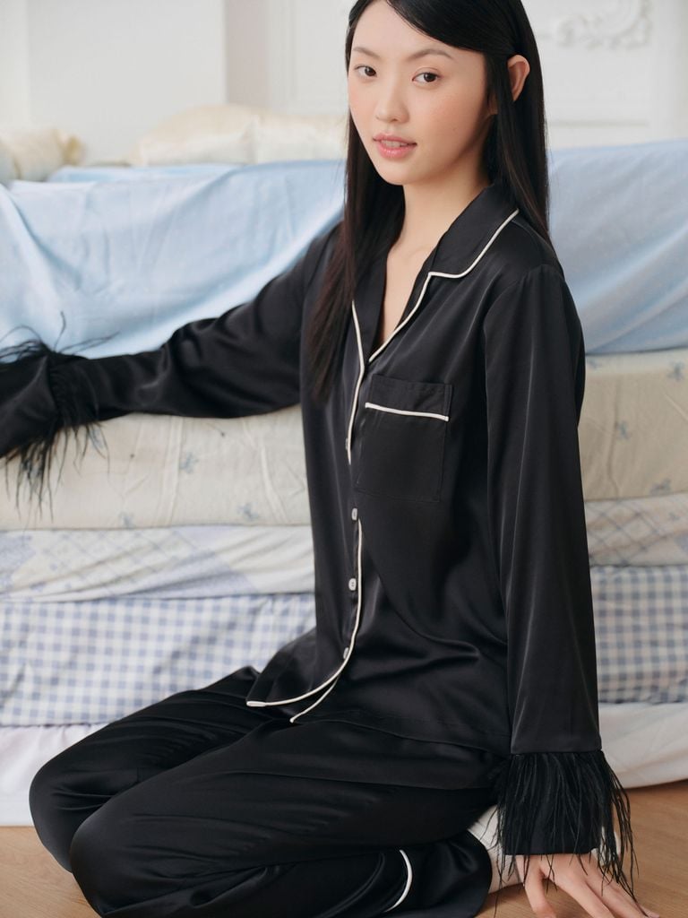 Pijama dài tay lụa trơn Audrey Long Sleeve Set in Black