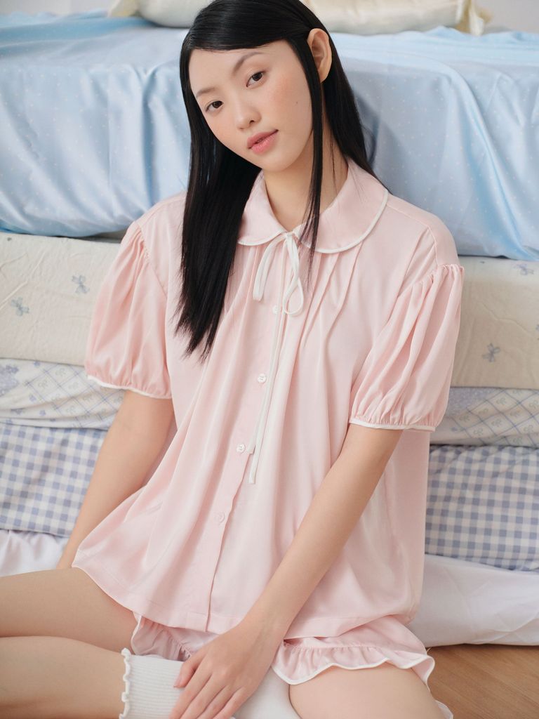 Đồ bộ mặc nhà Freesize phom rộng FS Blushie Bow Set