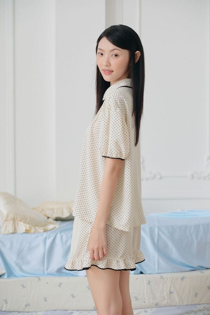 Đồ bộ mặc nhà Freesize phom rộng FS Dottie Bow Set