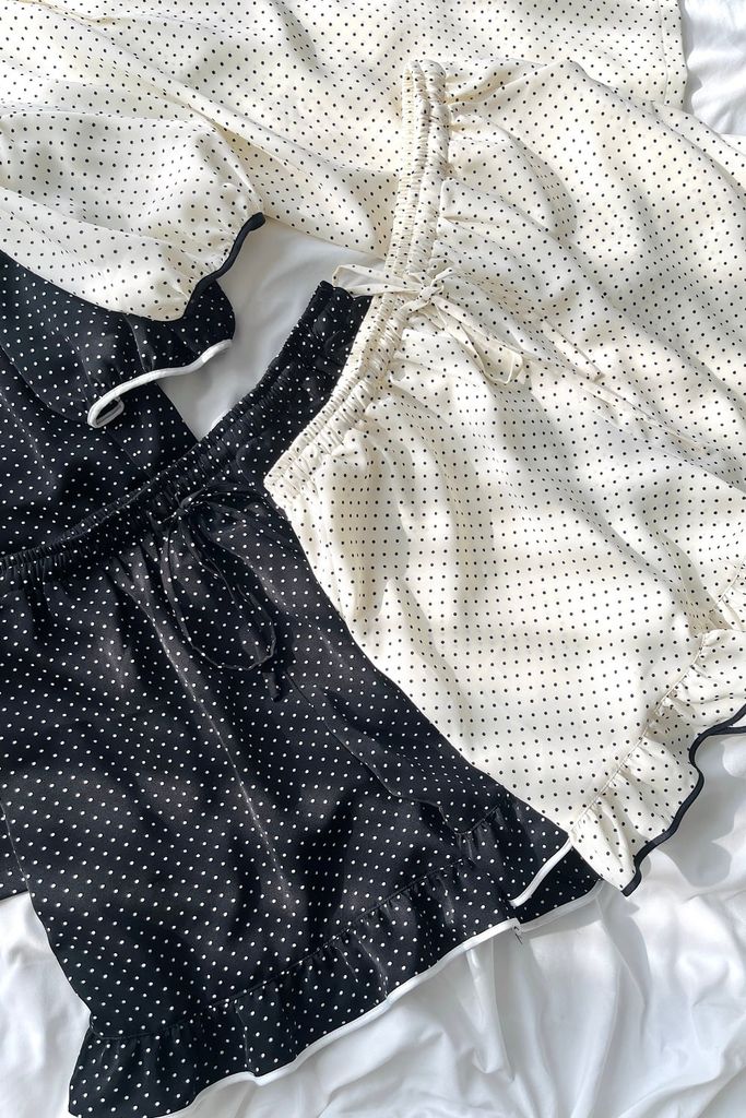 Đồ bộ mặc nhà Freesize phom rộng FS Dottie Bow Set in Cream