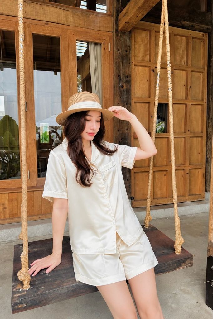 Pijama ngắn lụa trơn phom mới Ivory Silk Py Set