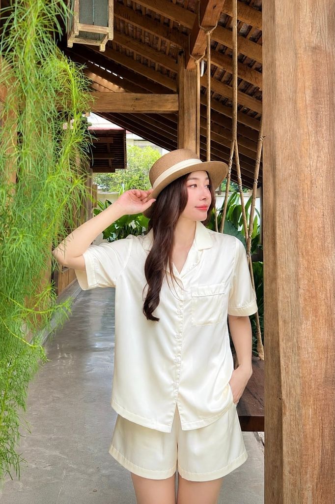 Pijama ngắn lụa trơn phom mới Ivory Silk Py Set