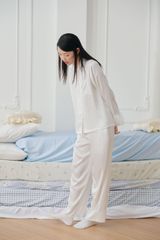 Pijama dài tay lụa trơn Audrey Long Sleeve Set in White