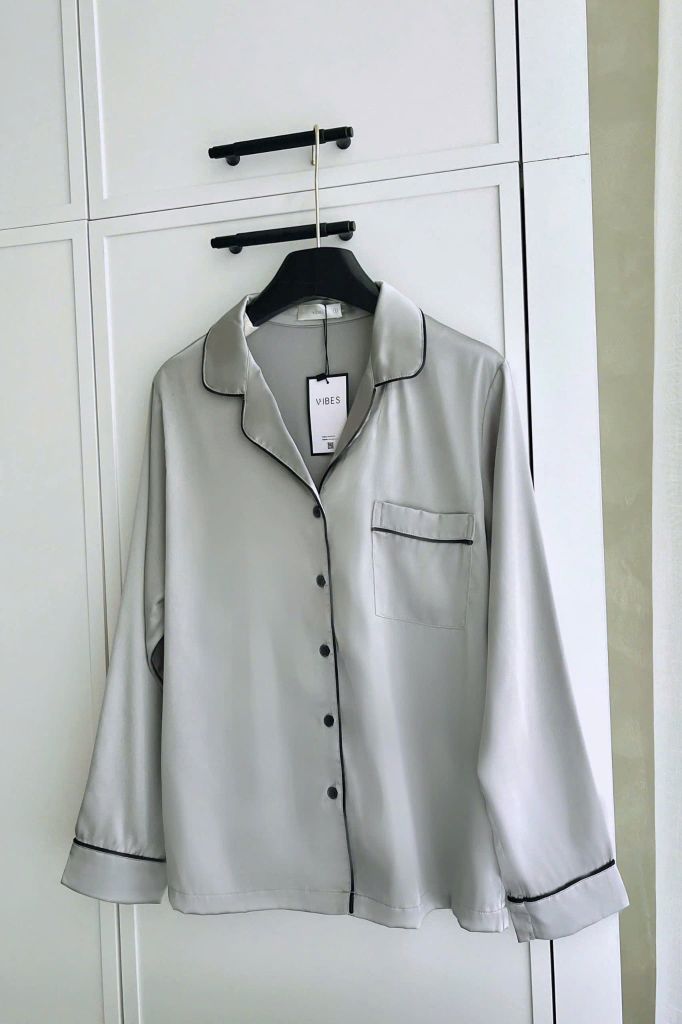 Pijama dài tay lụa trơn xám Moon Long Sleeve Set