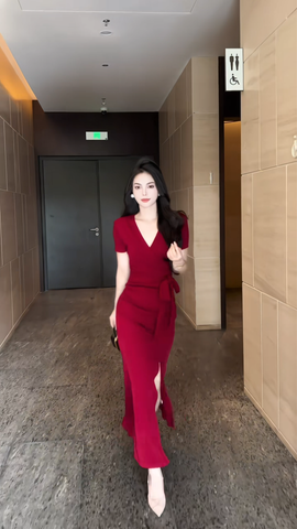 Đầm ôm cổ V thắt nơ eo dáng midi