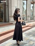 Đầm thun ôm đen cổ phối trắng tay ngắn dáng midi