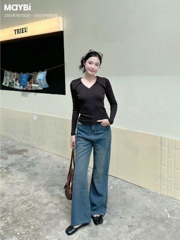 Quần jean ống loe xanh đậm túi phối sọc