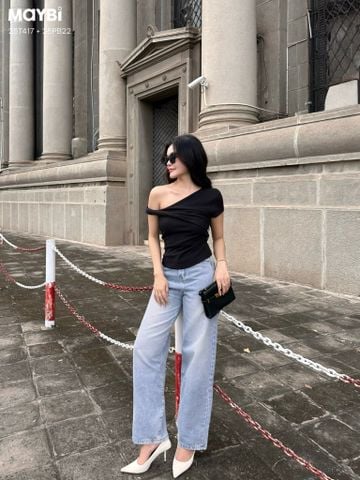 Quần jean xanh ống suông phối thêu nơ hồng