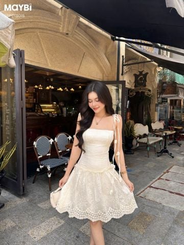 Đầm xòe hai dây cotton thêu dáng mini