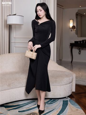 Áo ôm thun ướt cổ xéo