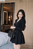 Đầm xòe dài tay gài nút cổ V dáng mini
