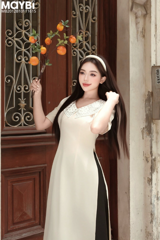 Áo dài ôm lụa trắng phối cổ ren trắng