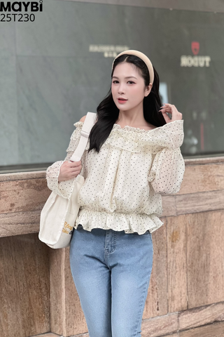 Áo bẹt vai chấm bi