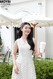 Đầm chấm bi midi không tay