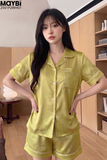 Bộ pyjama ngắn suông lụa tay ngắn viền