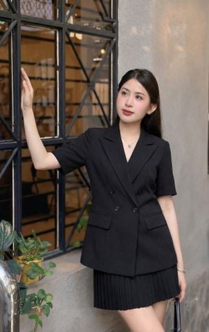 Set áo blazer chân váy xếp ly đen