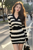 Đầm dệt kim sọc cổ V