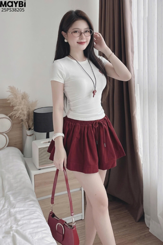 Set áo thun ôm chân váy xòe mini