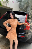 Đầm mini dài tay cổ xéo