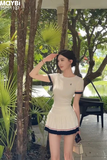 Set áo thun chân váy xếp ly phối viền