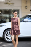 Đầm nâu phối cúc bọc
