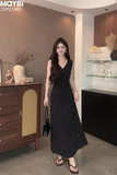 Đầm chấm bi dáng maxi