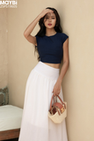 Set áo thun ôm ngắn tay xanh kèm chân váy dáng maxi