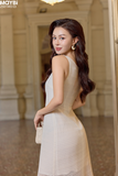 Đầm ôm ren lưới kem dáng midi