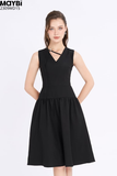 Đầm midi xòe bố len cổ V phối dây trang trí