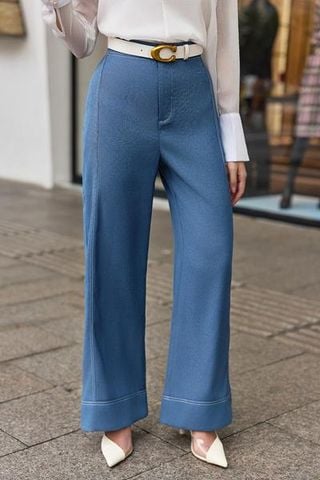 Quần culottes ống  suông chéo nhung