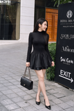 Đầm xòe dài tay cổ tròn dáng mini