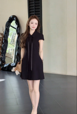 Đầm mini ngắn tay