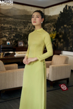 Áo dài ôm lụa