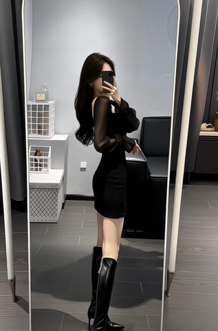 Đầm ôm cổ vuông tay phối voan dáng mini