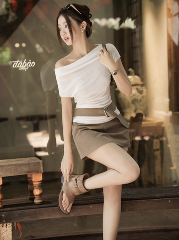 Set thun lệch vai chân váy A dáng mini