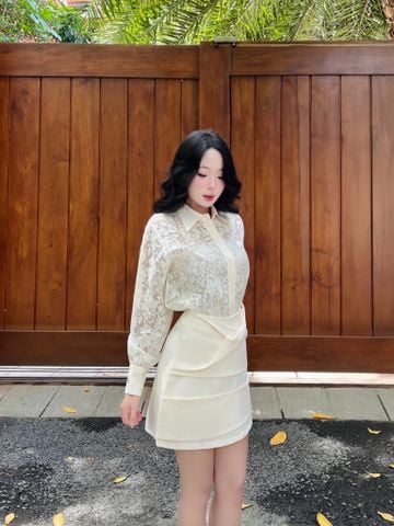 Set áo sơ mi voan hoa chân váy mini