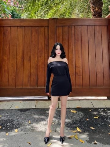 Đầm mini ôm bẹt vai kèm belt