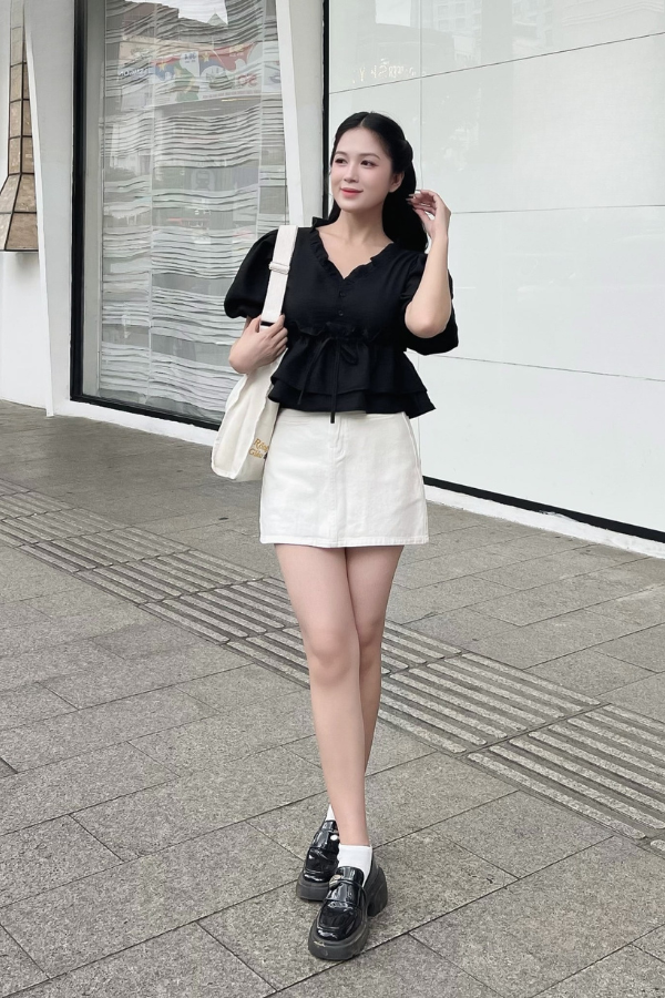 Áo kiểu tay bí phồng rút nhún eo