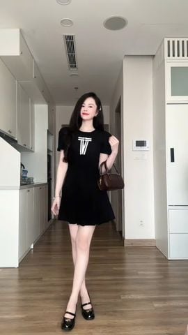 Đầm xòe ngắn tay phối nơ dáng mini