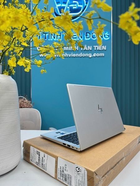 Máy tính xách tay HP EliteBook 630 G9 6M145PA (Core i7-1255U | 8GB | 512GB | Intel Iris Xe | 13.3 inch FHD | Win11 | Bạc)