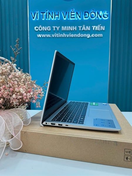 Máy tính xách tay Dell Inspiron 15 3530, i5-1334U, 16GB, 512GB SSD, Intel Graphics, 15.6