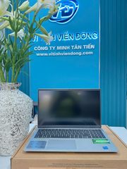 Máy tính xách tay Dell Inspiron 15 3530 N3530-i3U085W11SLU (Intel Core i3-1305U | 8GB | 512GB | Intel UHD | 15.6 inch FHD | Win 11 | Office | Bạc | 1Y)