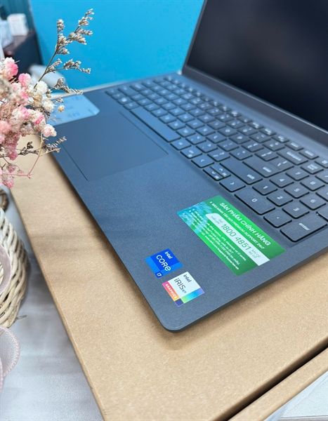 Máy tính xách tay Dell Inspiron 15 3530 Intel Core i7-1355U, 15.6